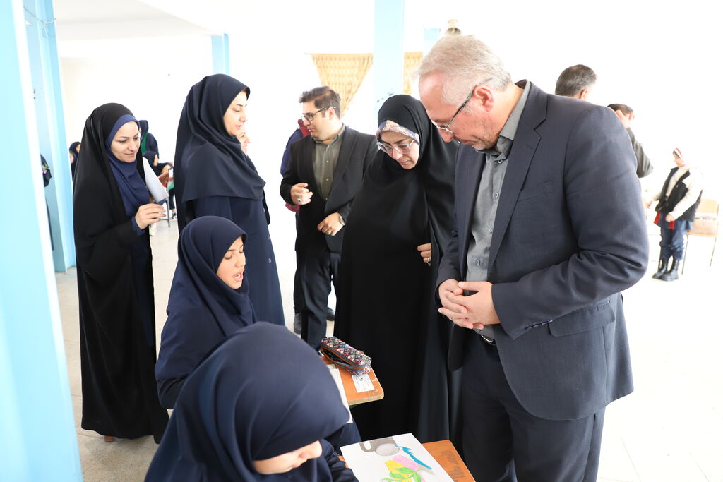 عهد و پیمان دانش آموزان با کتاب