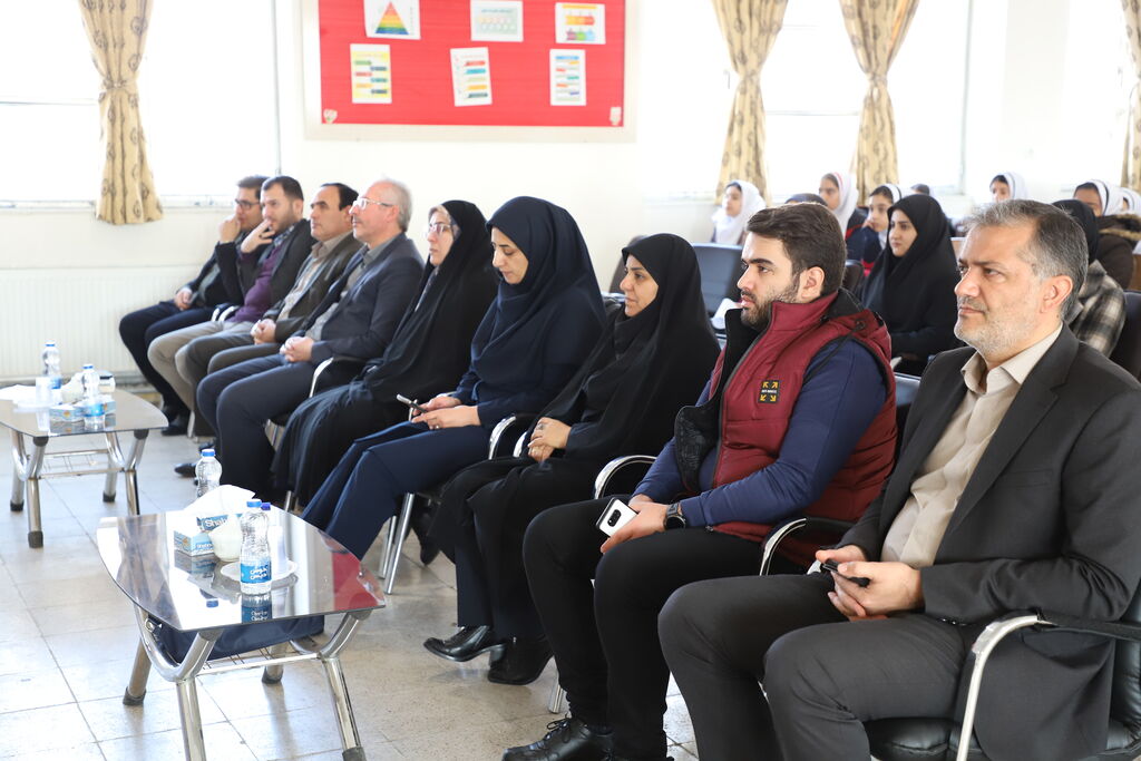 عهد و پیمان دانش آموزان با کتاب