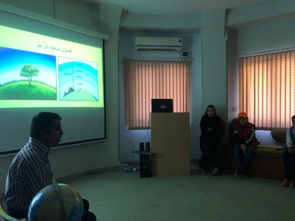 مرکز نجوم دماوند در هفته ترویج علم