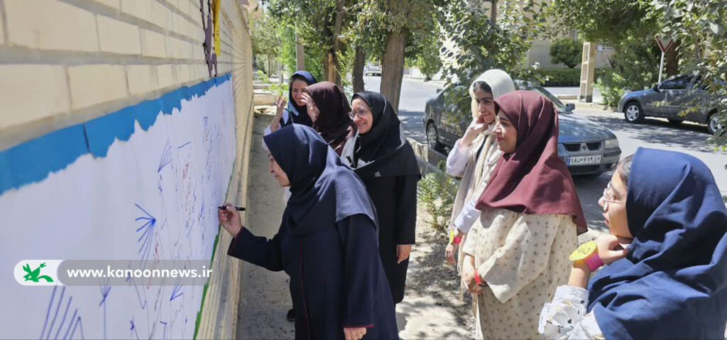 گروه پروانههای دوستدار کتاب استان یزد جزو برگزیدگان رویداد ملی کتابال شد