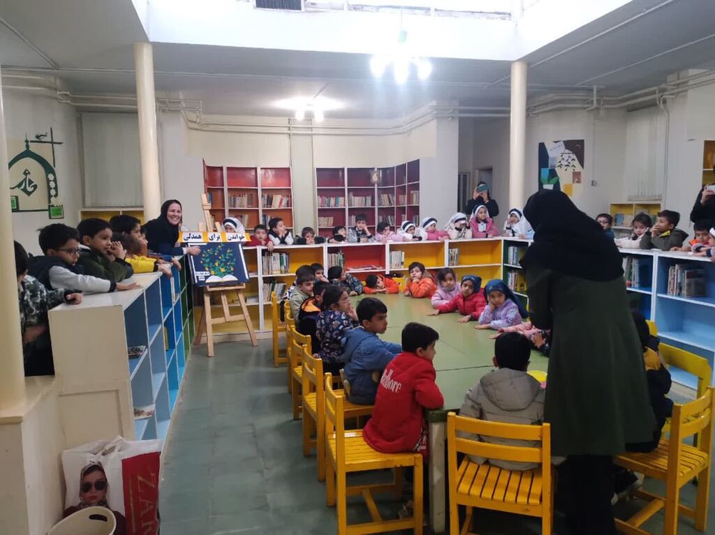 اجرای برنامه «کتابها میفهمند» در مراکر فرهنگی- هنری همدان