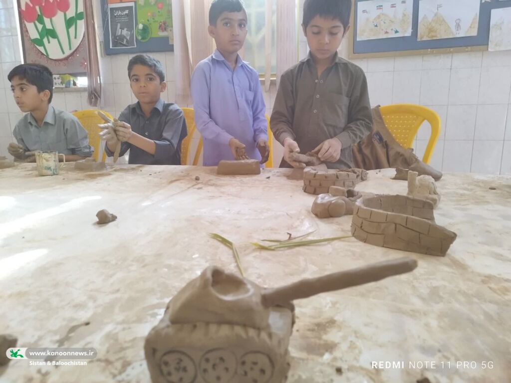 ویژهبرنامههای هفتهی بسیج در مراکز فرهنگیهنری کانون سیستان و بلوچستان