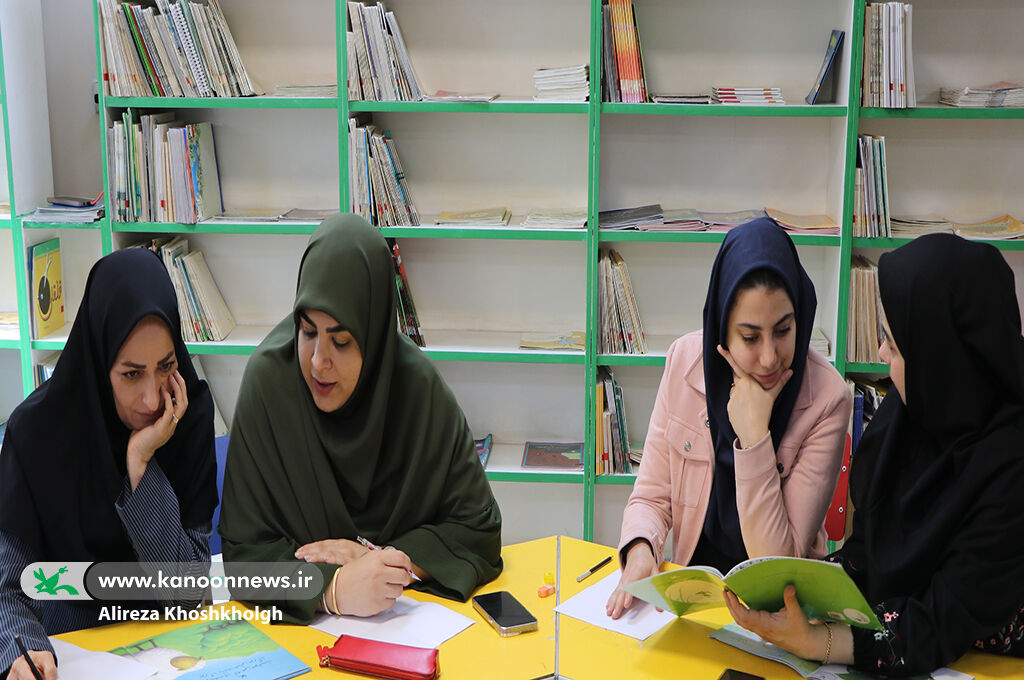 مربیان کانون گیلان در دوره آموزشی«داستانمصور» شرکتکردند