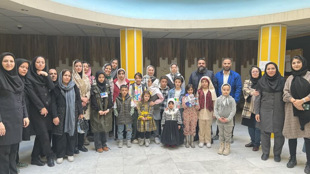 کارگاه قصهگویی آموزش تکنیکهای قصهگویی آیینی سنتی در کانون کرمانشاه