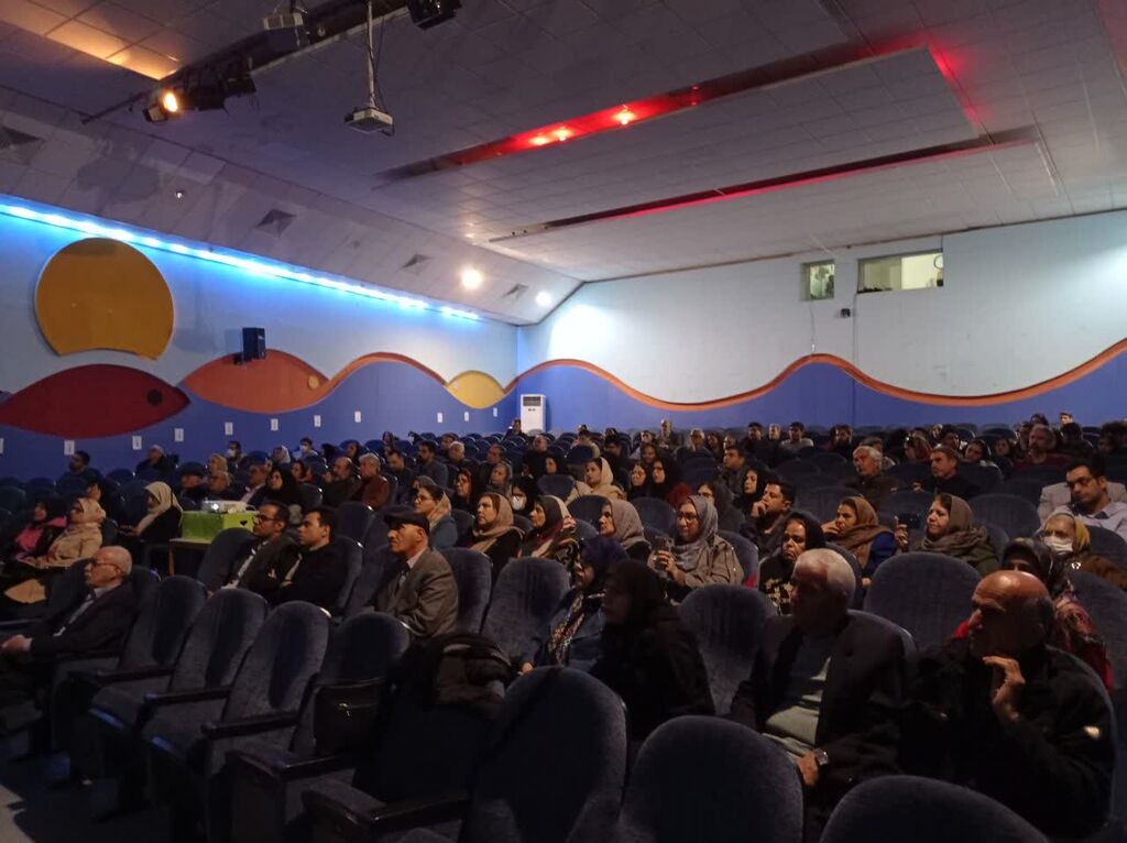 اولین کارگاه کرمانشاهشناسی در مجتمع آفرینش کرمانشاه