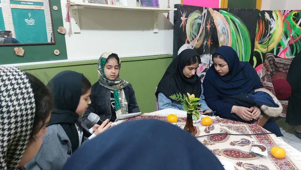 کانون کرمانشاه میزبان"دورهمی شاعرانه"