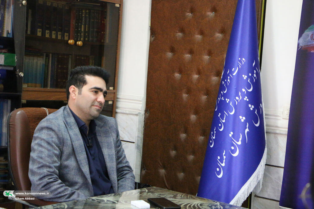 مدیرآموزش پرورش.سمنان آموزش و پرورش هیچگاه کانون را جدای از خود نمیداند