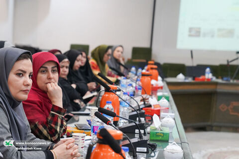 نشست تبیین ضـرورت و اهمیت فراگیری علوم و فناوریهای نوین