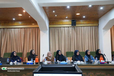 نشست تبیین ضـرورت و اهمیت فراگیری علوم و فناوریهای نوین