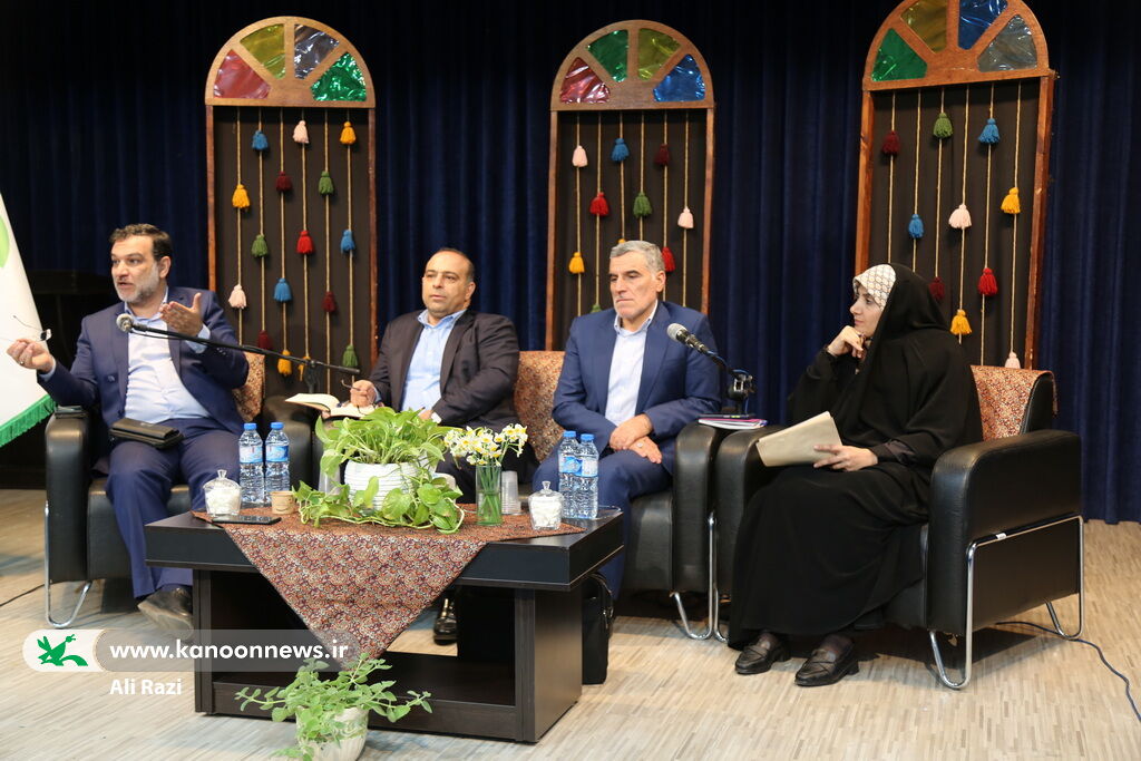 آلبوم تصویری سفر معاون توسعه و مدیریت منابع کانون به استان بوشهر ضرورت استفاده از ظرفیتهای کانون استان بوشهر در حوزههای مختلف