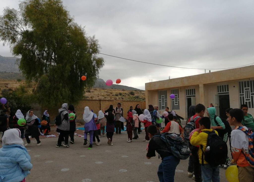روزی سرشار از خلاقیت و آموزش برای دانشآموزان روستایی