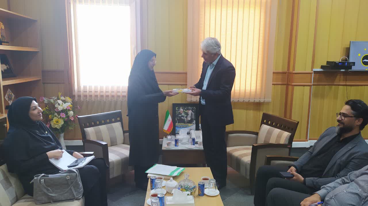 نشست مشترک کانون پرورش فکری کودکان و نوجوانان با صدا و سیمای مرکز خلیج فارس