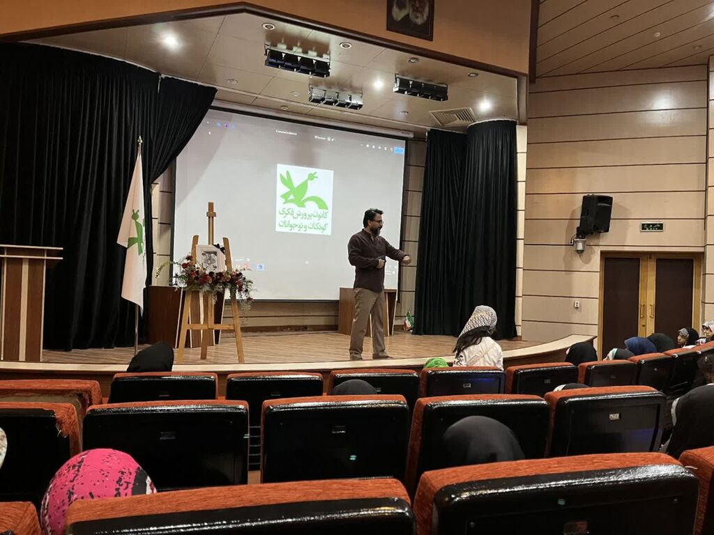 اردوی یک شب در کانون دختران محله گلزار شهدا اردوی یک شب در کانون دختران محله گلزار شهدا