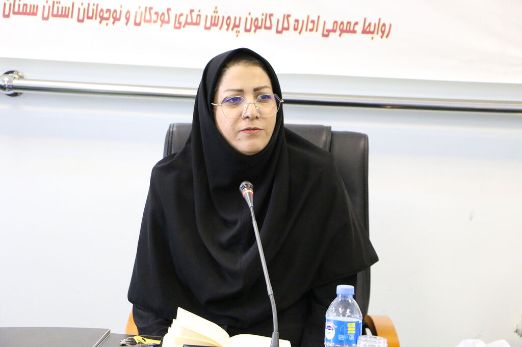 سمنان مدیر اجرایی جشنواره قصهگویی استان سمنان معرفی شد