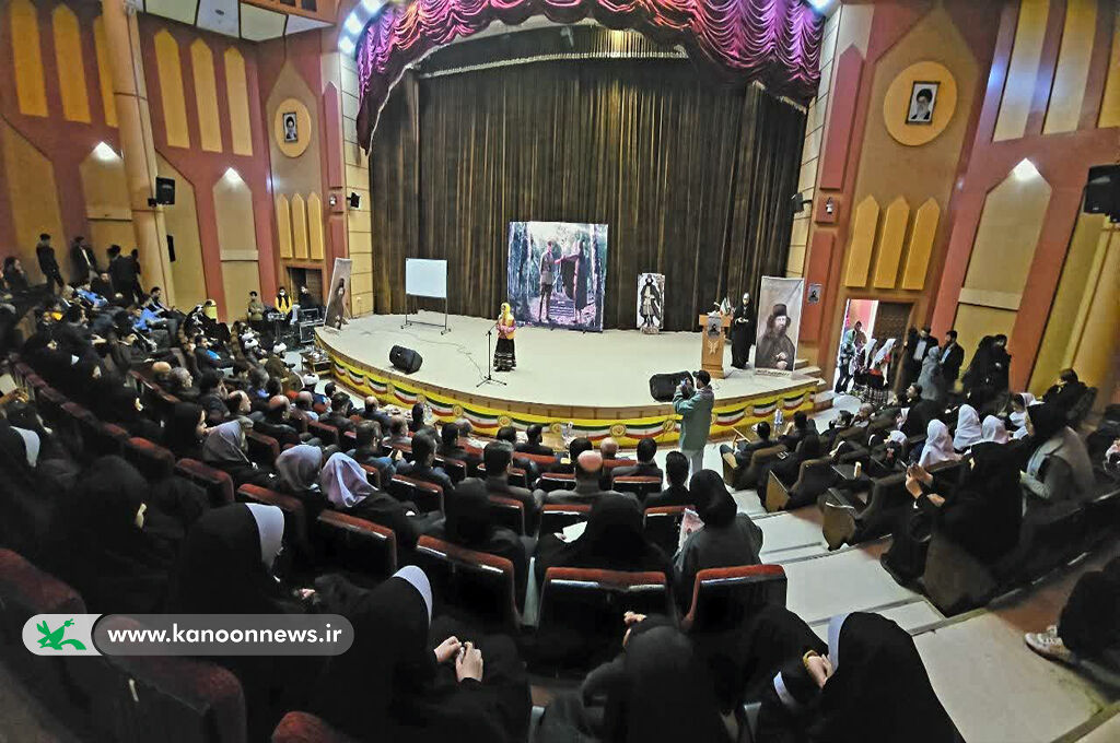 گروهسرود کانون لاهیجان برگزیده جشنواره دانشآموزی «قیامجنگل» شد