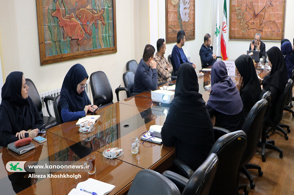 نشست آموزشی ایمنی و سلامت محیط کار در کانون گیلان برگزاری«نشست آموزشی ایمنی و سلامت محیط کار» در کانون استان گیلان