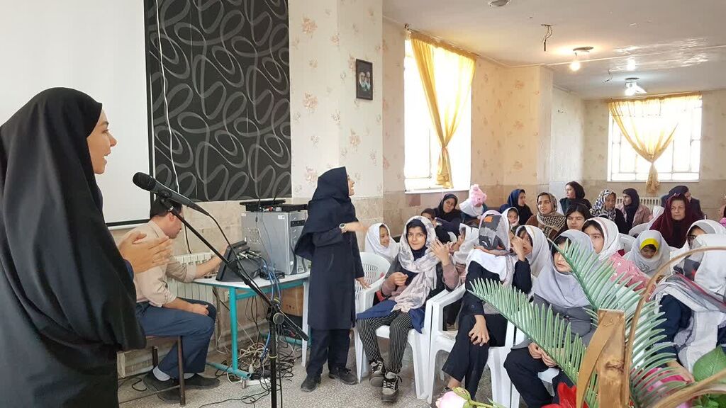 کانون کرمانشاه ویژهبرنامه روز معلولان را اجرا کرد