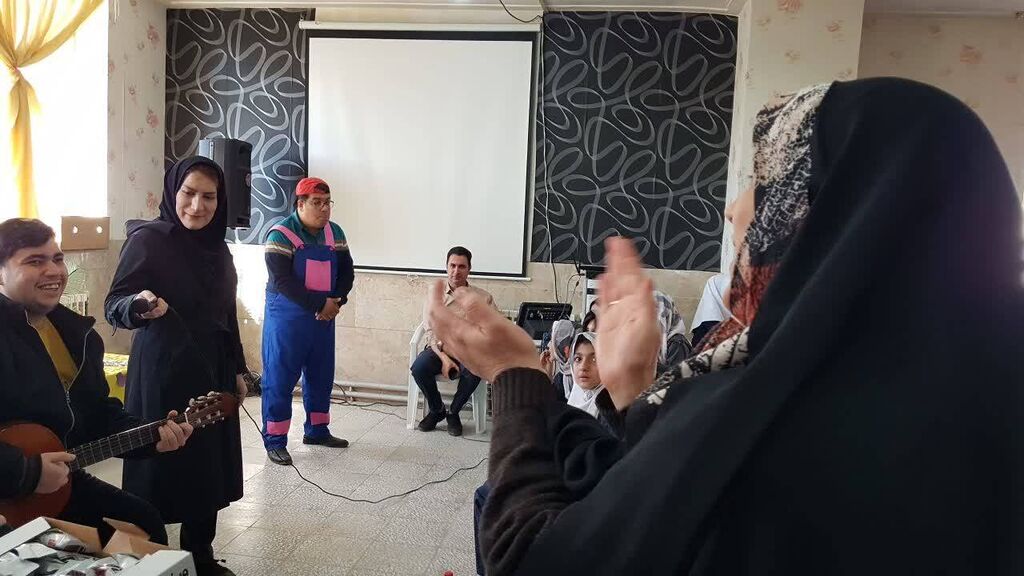 کانون کرمانشاه ویژهبرنامه روز معلولان را اجرا کرد
