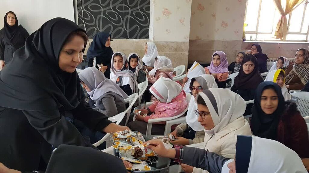 کانون کرمانشاه ویژهبرنامه روز معلولان را اجرا کرد