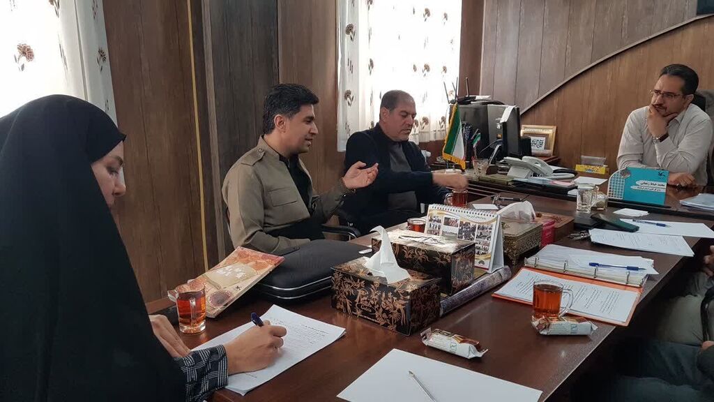 چهارمین میز بررسی مسائل مراکز کانون کرمانشاه