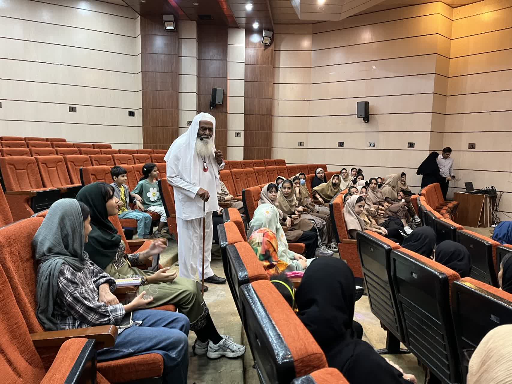 معرفی برگزیدگان مرحله کتابخانهای بیست و ششمین جشنواره بینالمللی قصهگویی مجتمع آفرینش