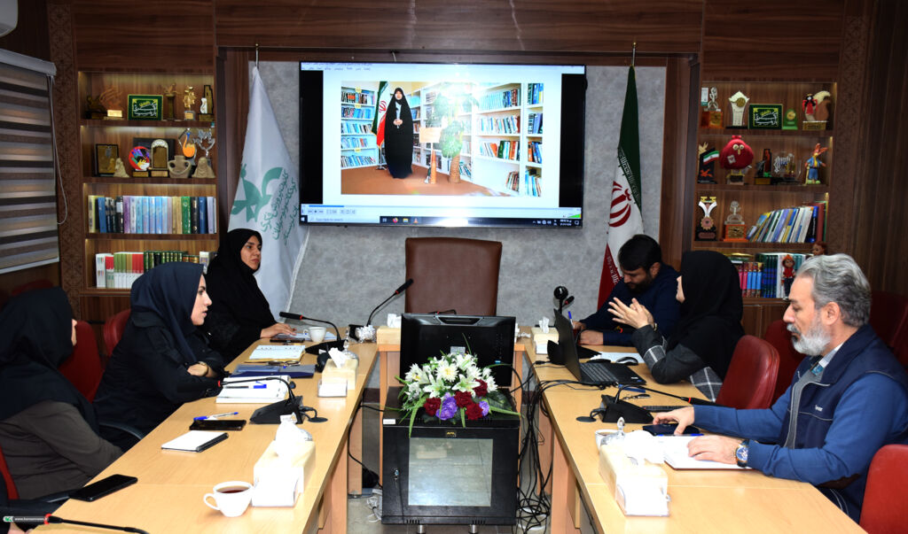 نشست اعضای دبیرخانه جشنواره قصه گویی کانون لرستان برگزار شد