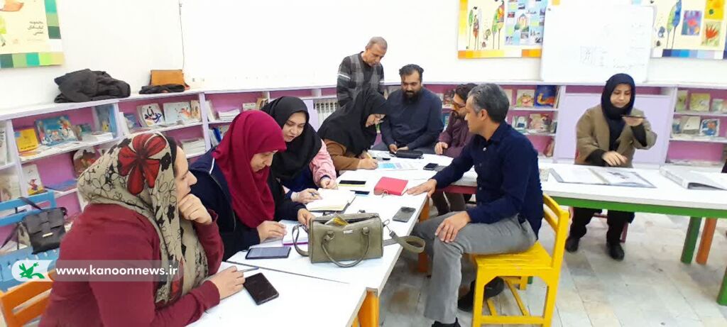 کارگاه نمایش صحنه ای با حضور حسین فدایی حسین برگزار شد.