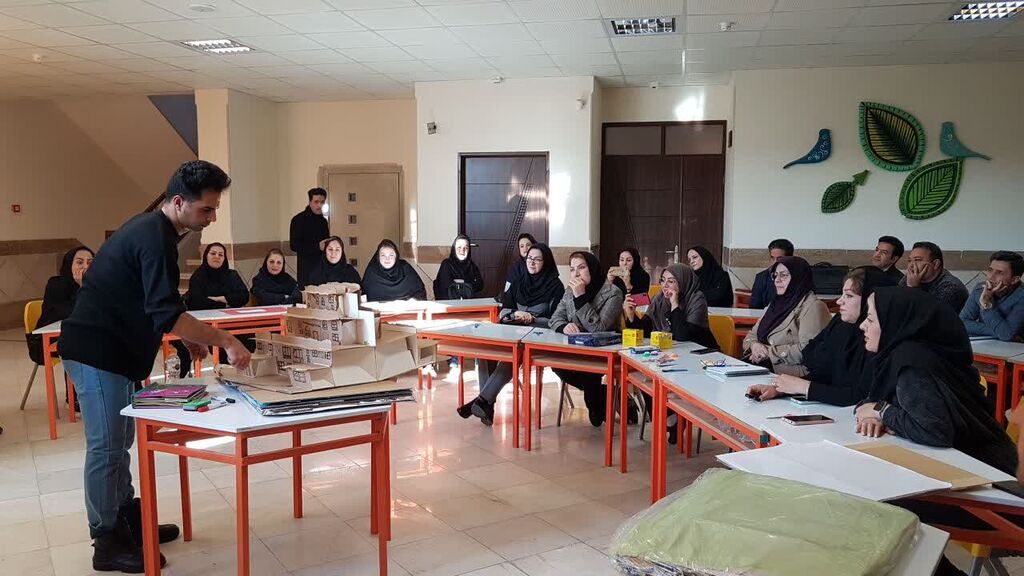 پاپآپ به کانون کرمانشاه آمد