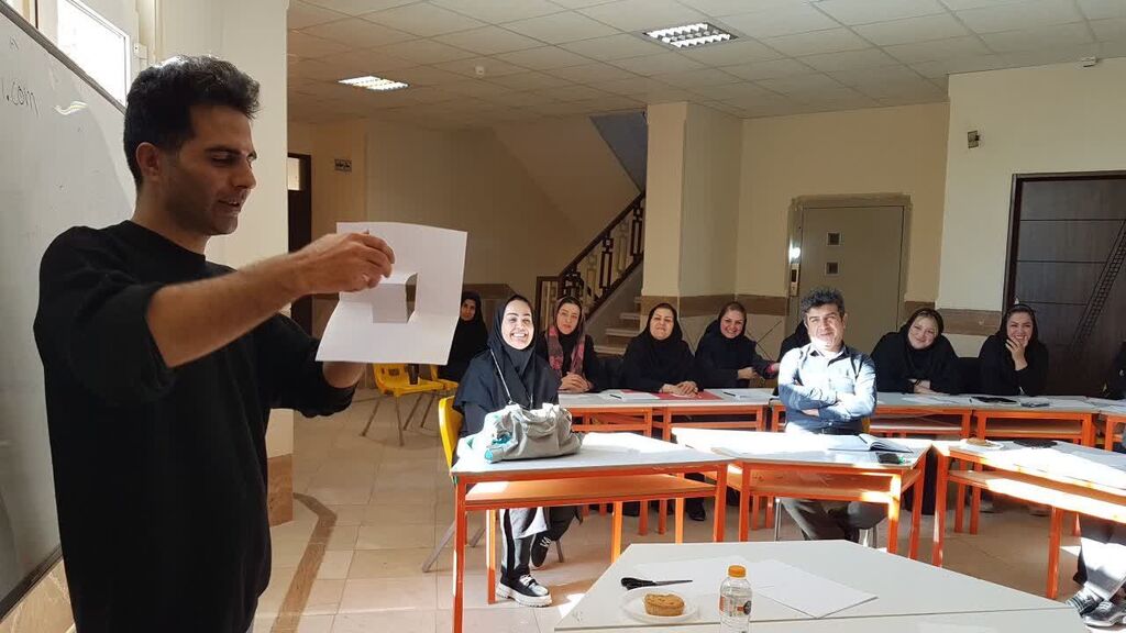 پاپآپ به کانون کرمانشاه آمد