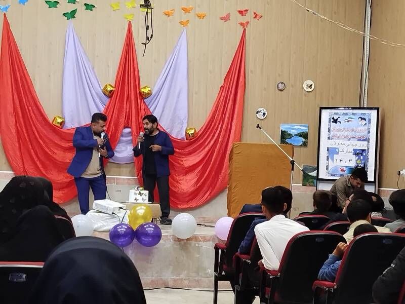 ویژهبرنامهی روز جهانی معلولان در مرکز فرهنگی هنری لنده