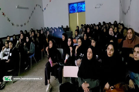 اکران سیار فیلم سینمایی«باغ‌کیانوش» در گیلان