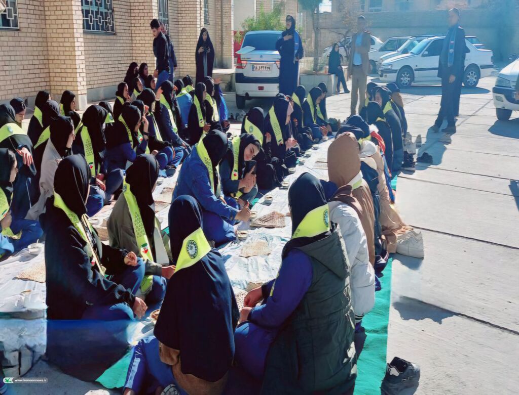 مهارتهای ارتباطی کلید واژه مقابله با آسیبهای اجتماعی