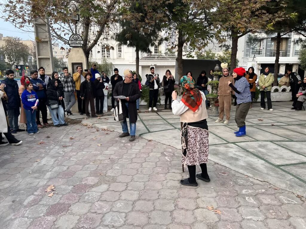 اجرای نمایش خیابانی « کاشکی نباشه فاصله» در گنبدکاووس