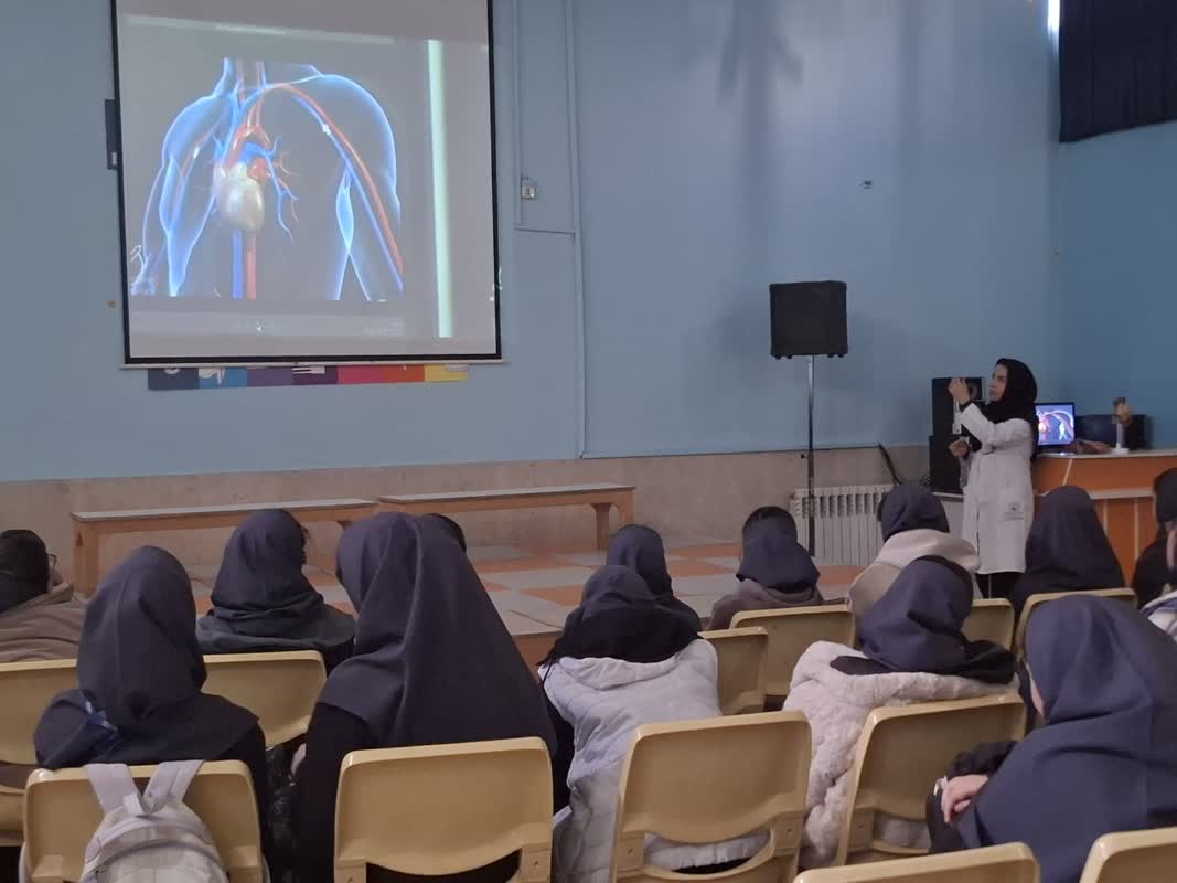 فعالیتهای مرکز ده اصفهان (مرکز علوم و نجوم) در هفته پژوهش