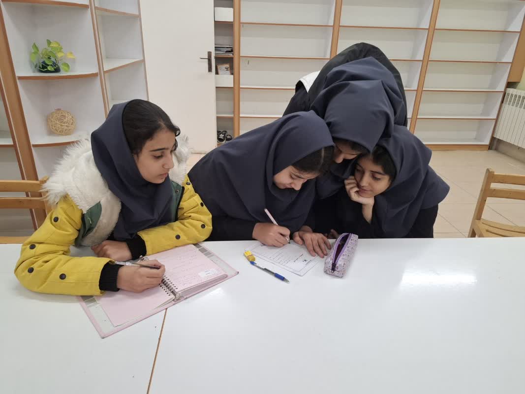 فعالیتهای مرکز ده اصفهان (مرکز علوم و نجوم) در هفته پژوهش