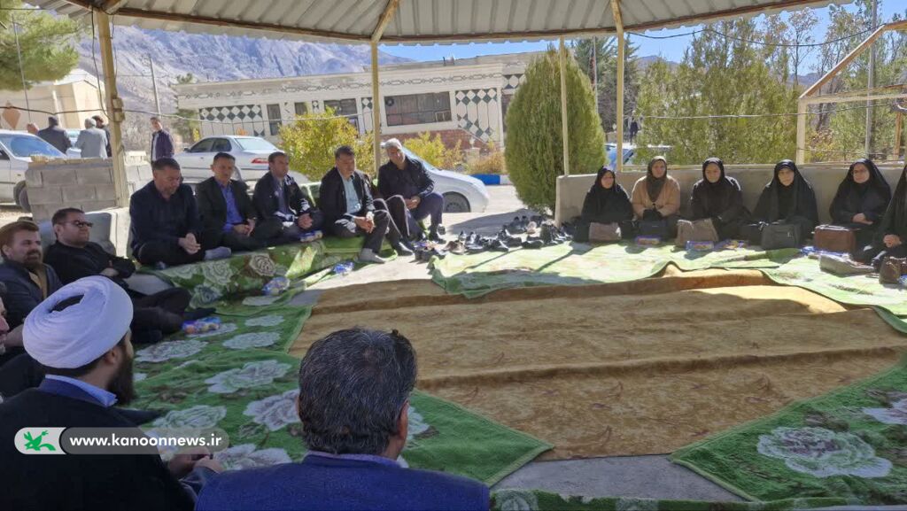 برگزاری کارگاه دانشافزایی برای مربیان و مشاوران شهرستان دنا