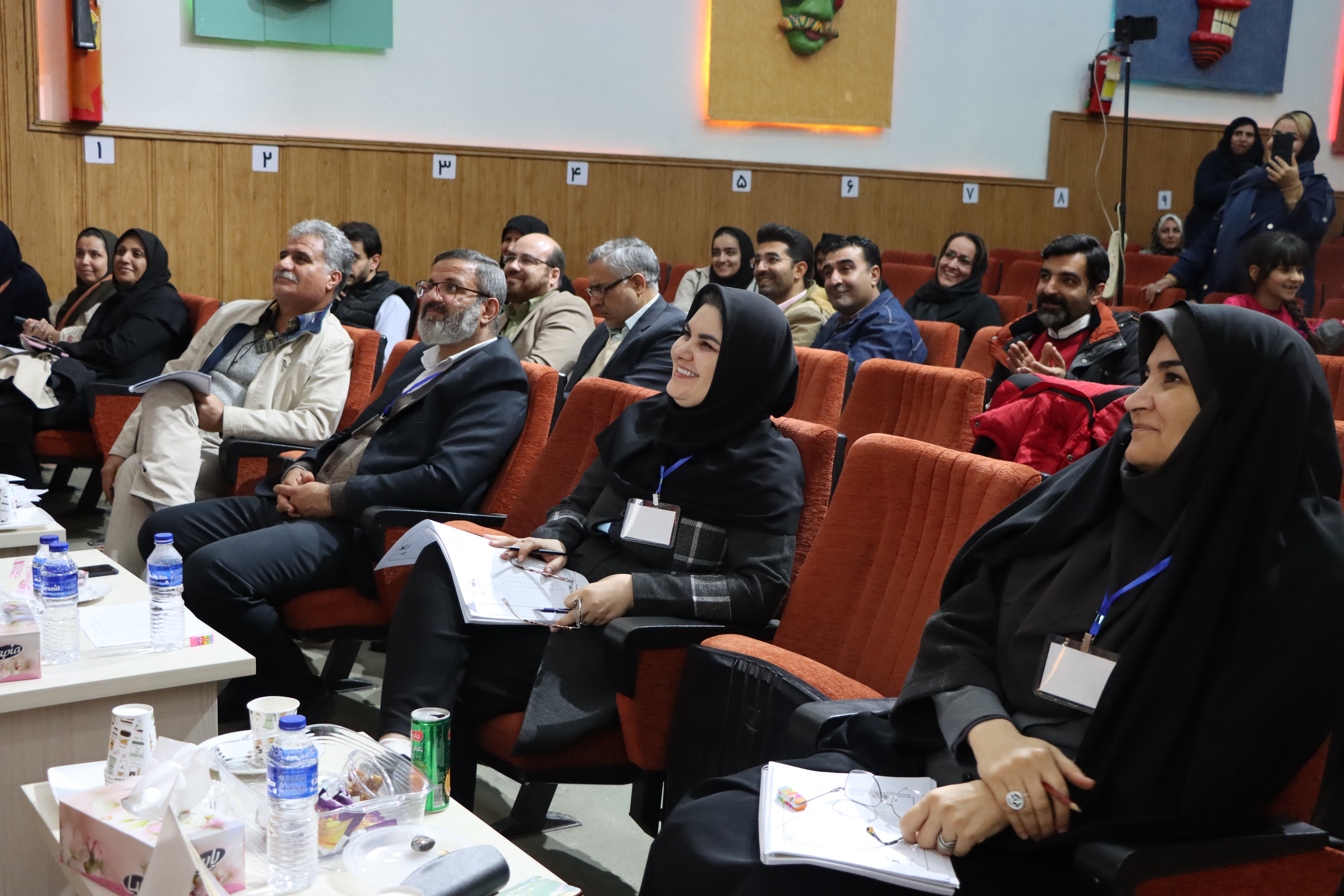 بیانیه هیئتداوران مرحله استانی بیست و ششمین جشنوارهی بینالمللی قصهگویی استان مرکزی