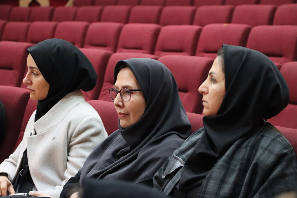 برگزاری جشن پژوهش همزمان با گرامیداشت این هفته در استان تهران