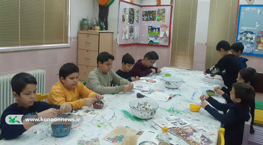 کارگاه کاغذسازی تفت کارگاه علمی "هنر کاغذ سازی"ویژه کانون یاران در تفت برگزار شد