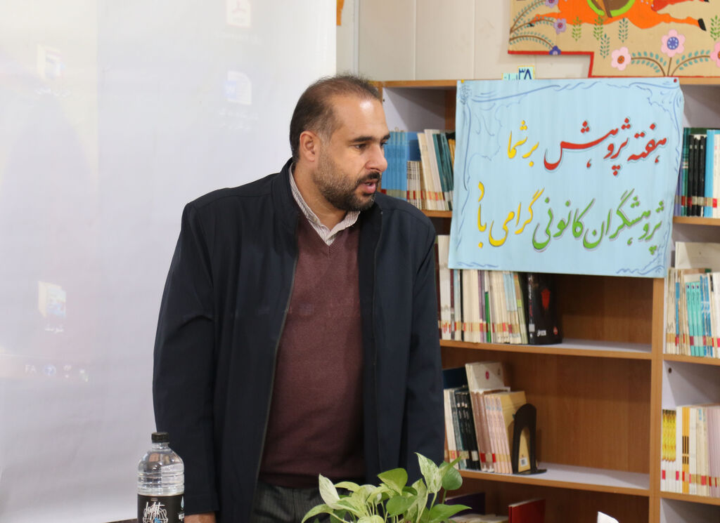 آیین گرامیداشت هفته پژوهش در کانون پرورش فکری مازندران برگزار شد