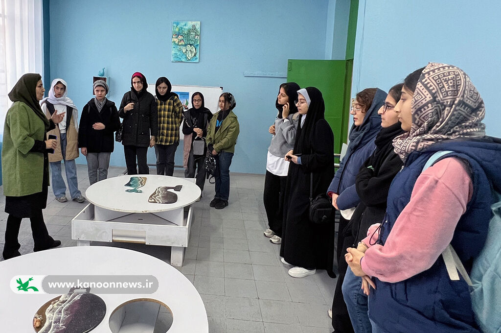 بازدید علمی و برگزاری کارگاه کارآفرینی با بهرهگیری از فنآوری نوین