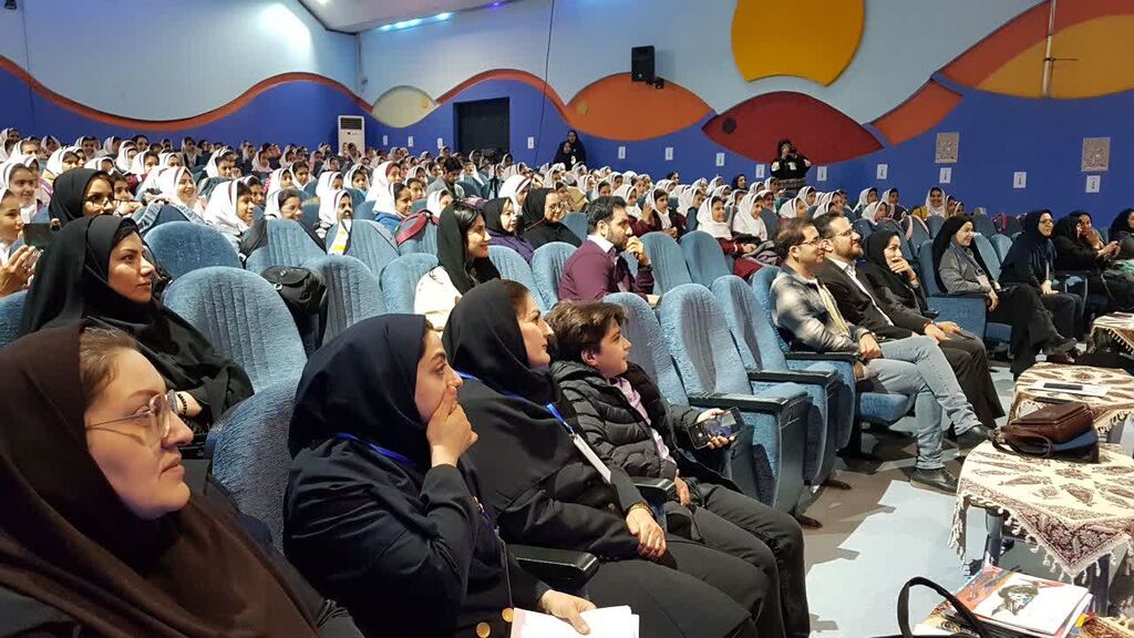 آیین آغاز بهکار جشنواره استانی قصهگویی در کانون کرمانشاه