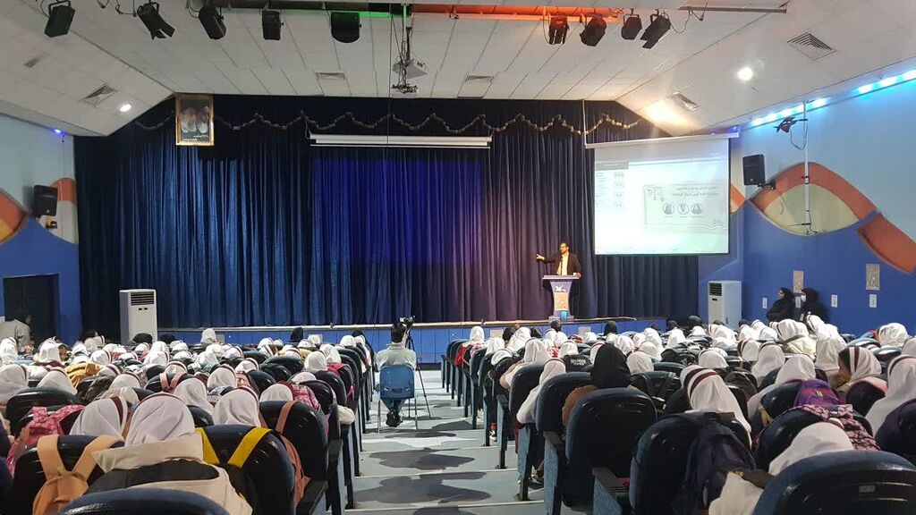 آیین آغاز بهکار جشنواره استانی قصهگویی در کانون کرمانشاه