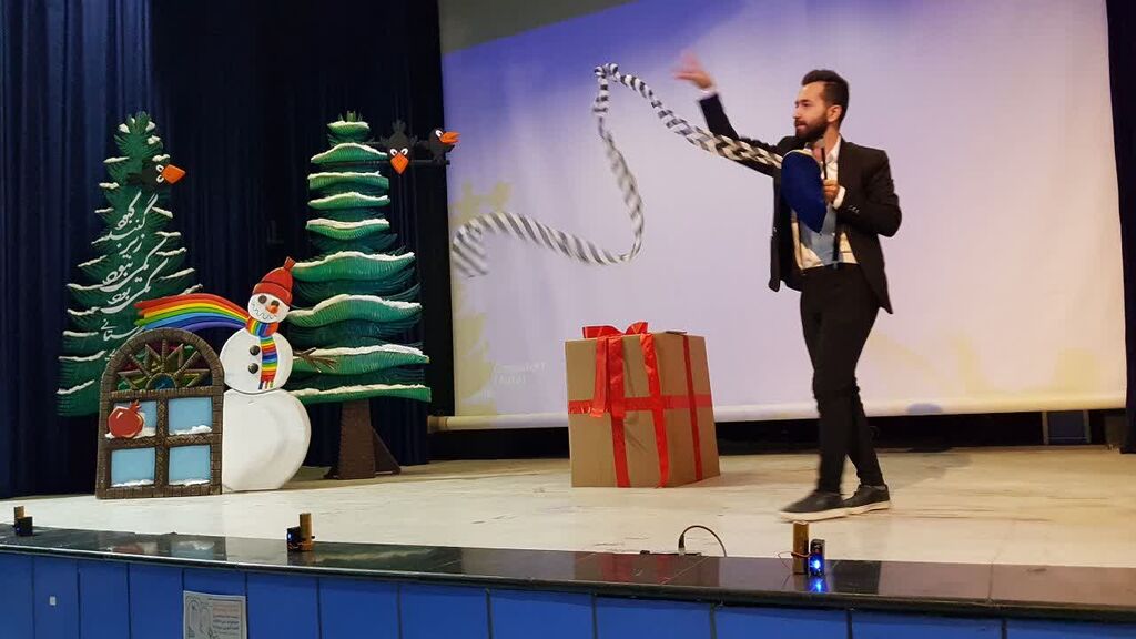 آیین آغاز بهکار جشنواره استانی قصهگویی در کانون کرمانشاه