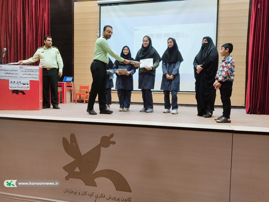 آشنایی اعضا کانون استان بوشهر با استفاده امن از فضای مجازی