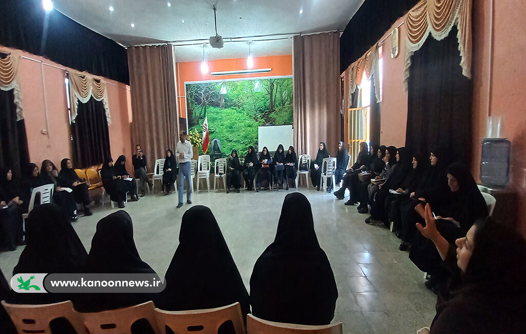 کارگاه آموزشی قصه و هنرهای نمایشی برگزار شد