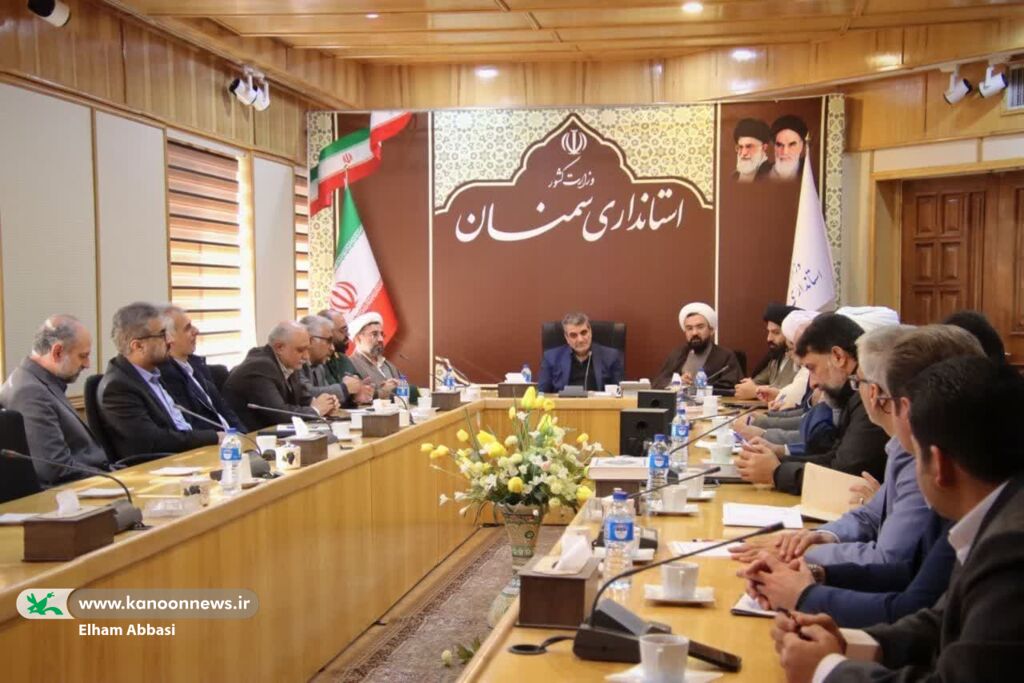 سرودهای جشن تکلیف دانشآموزی در سمنان تولید میشود