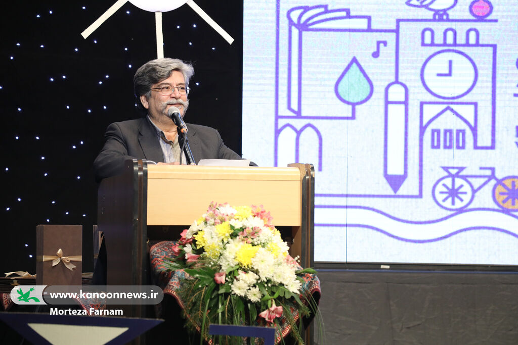 بیانیه هئیت داوران مرحله استانی بیست و ششمین جشنواره بینالمللی قصهگویی یزد