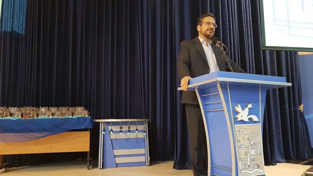 آیین پایانی جشنواره استانی قصهگویی کانون کرمانشاه