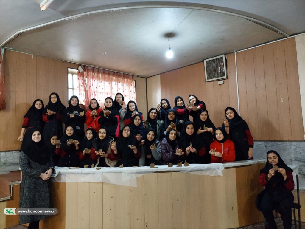 برنامه علم و زندگی هفته پژوهش از«دنیای رنگ ها» تا «راه قشنگ کهکشان ها»درهفته پژوهش